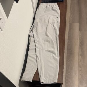 Fabletics Men's Light Gray Joggers